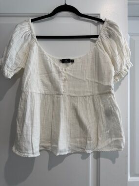 Volcom White Peplum Puff-Sleeve Women’s Top